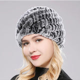 Flóra™ - Csíkos szőrme sapka