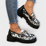 Margit™ - Virágmintás loafer arany lánccal és vastag talppal