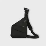 Dóra™ - Háromszög sling táska állítható pánttal