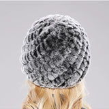 Flóra™ - Csíkos szőrme sapka