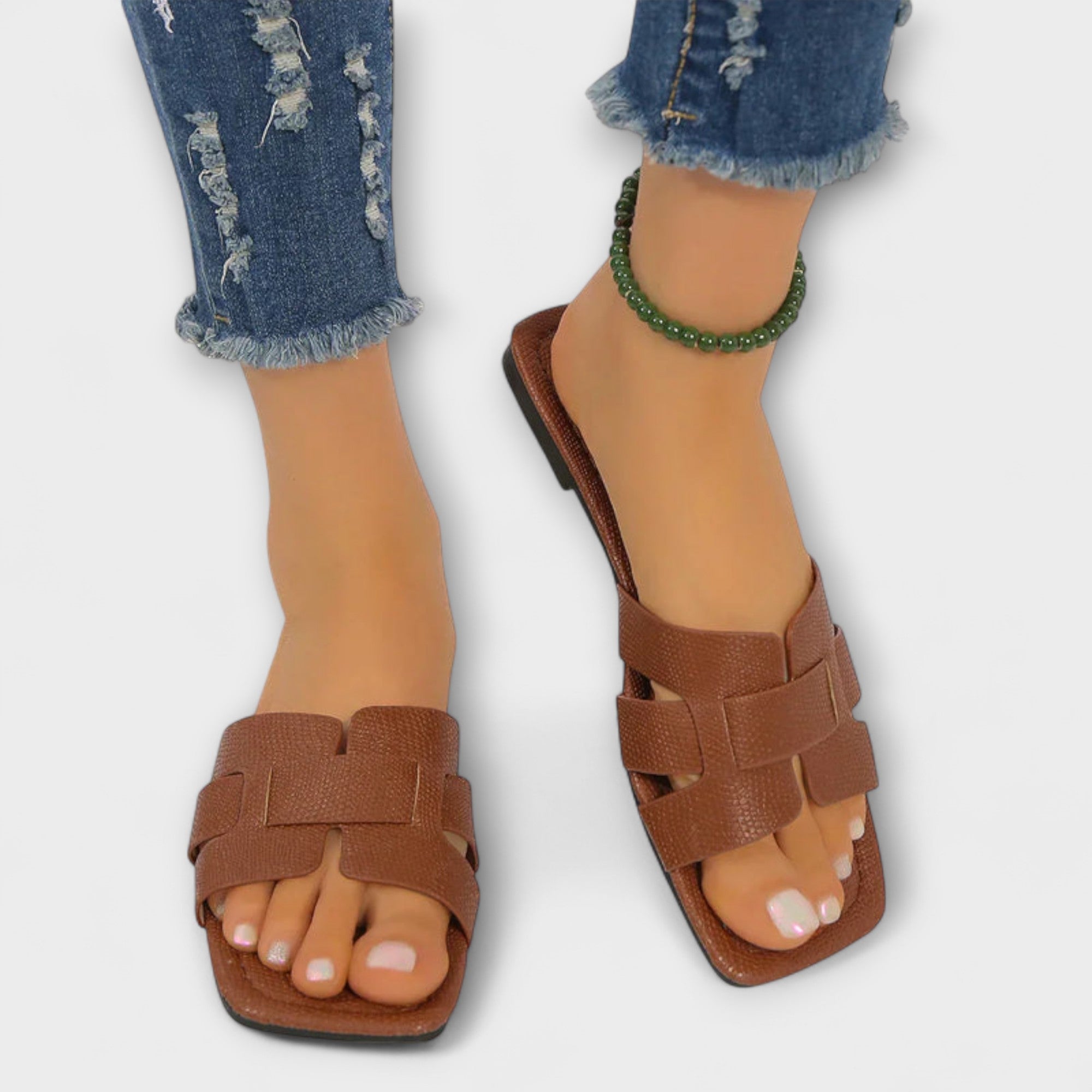 Yvette™ - H-kivágásos lapos papucs négyszögletes orral