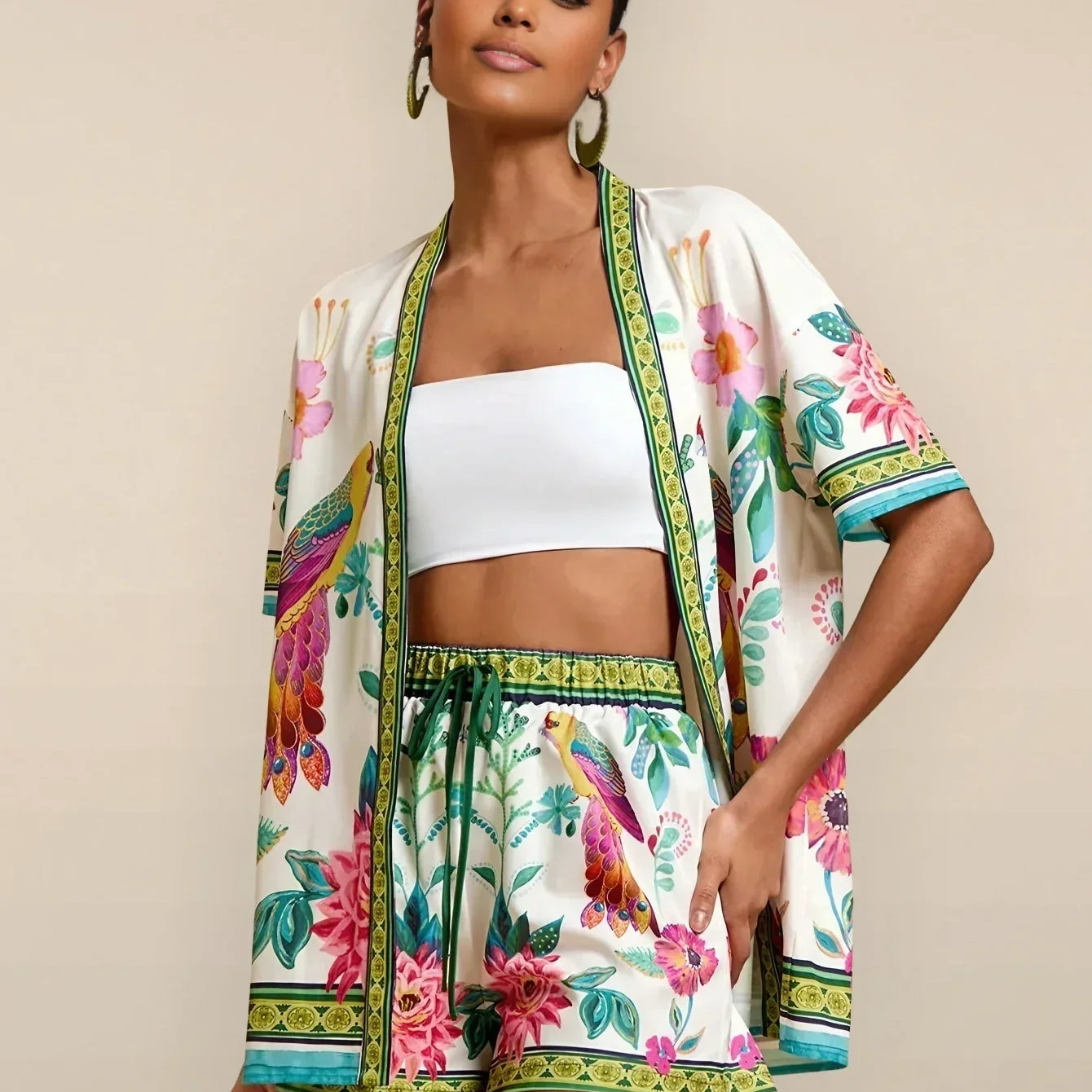 Orsolya™ - Trópusi virágmintás kimonó és rövidnadrág szett