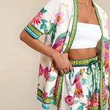 Orsolya™ - Trópusi virágmintás kimonó és rövidnadrág szett