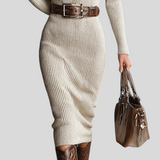 Brigitta™ - Bordázott kötött ruha V-nyakkal